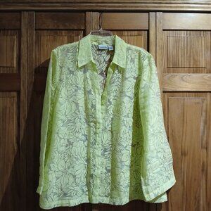 CHICO'S gorgeous light yellow L/S button front top sz 3 woman's